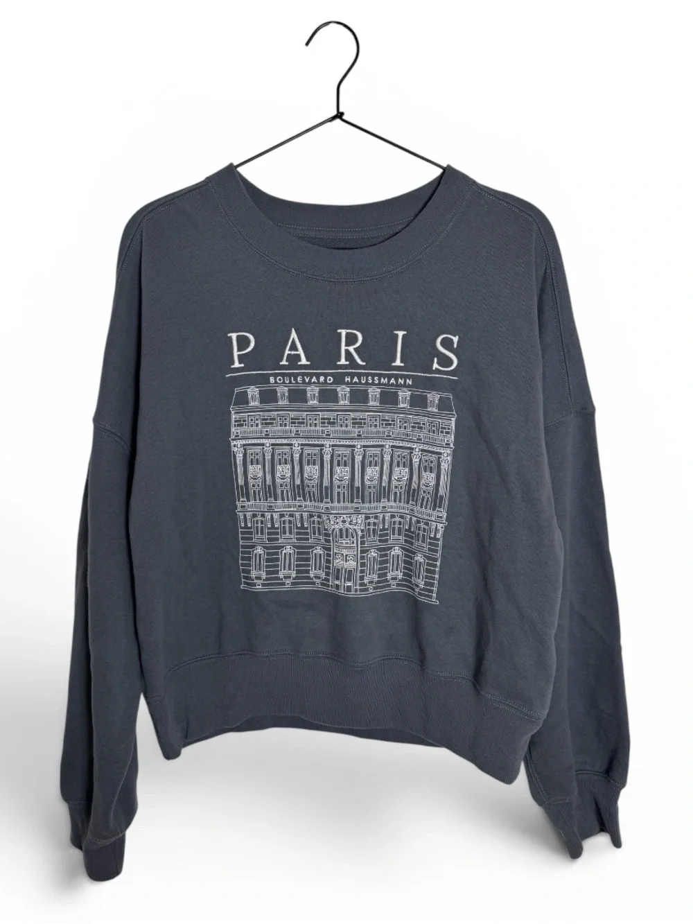 Abercrombie & Fitch Paris Graphic Gray & White Crewneck Sweatshirt Size Medium